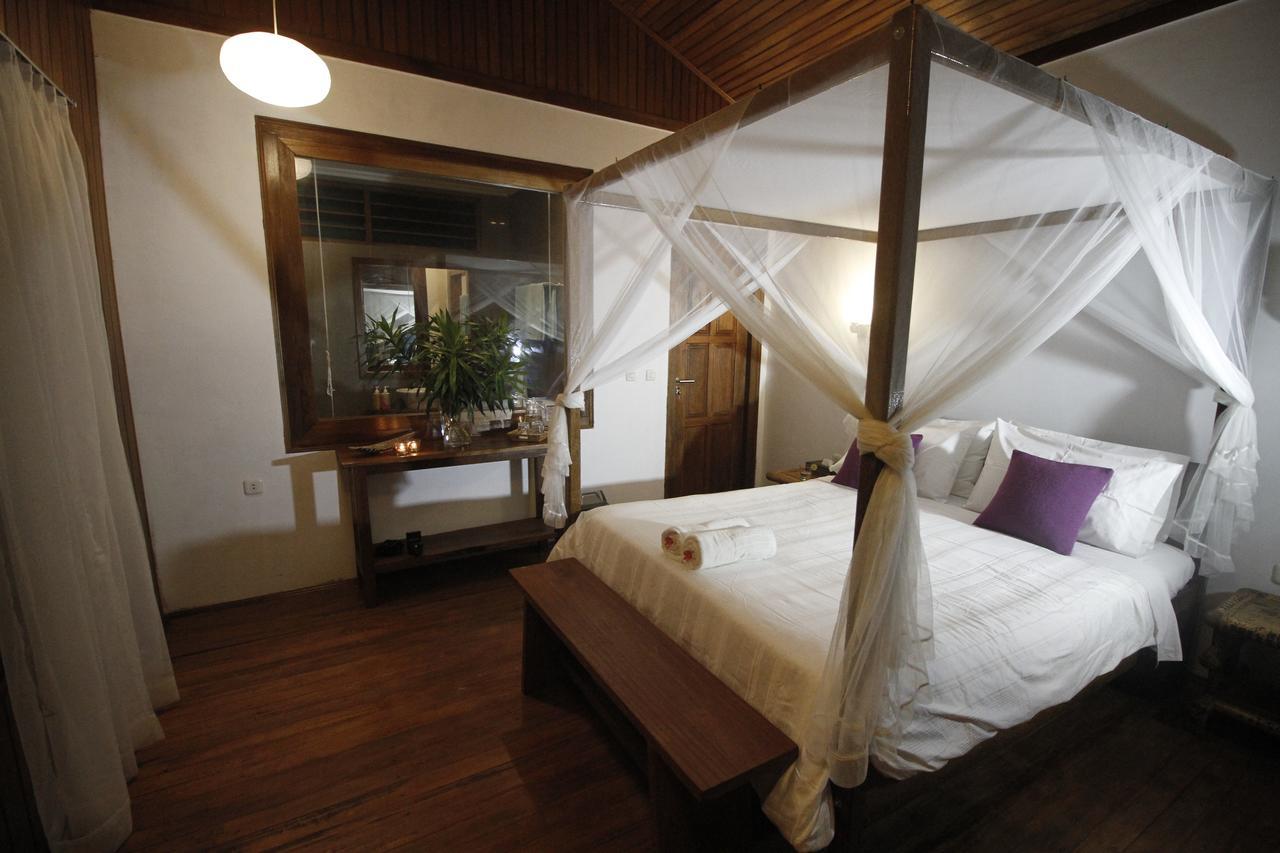 Hotel Bobocha Siladen Bunaken Exterior foto