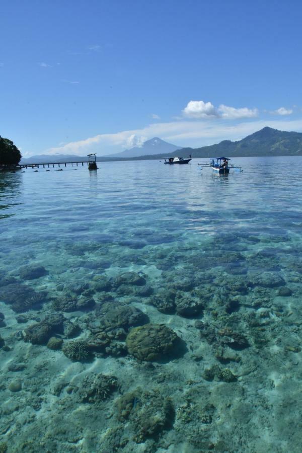 Hotel Bobocha Siladen Bunaken Exterior foto